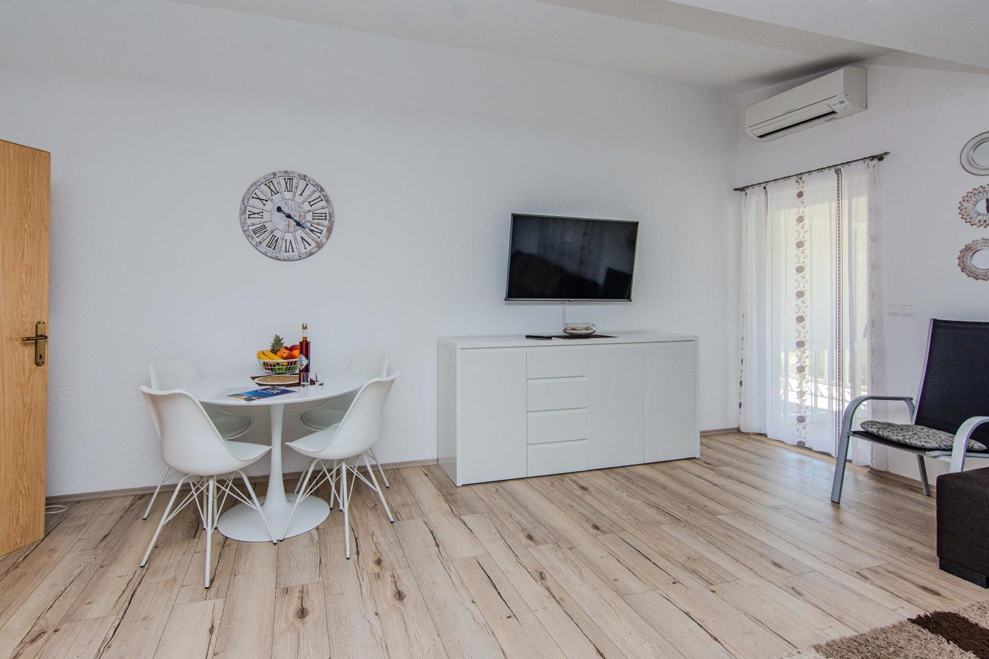 Apartmani Sanja Вир Екстериор снимка